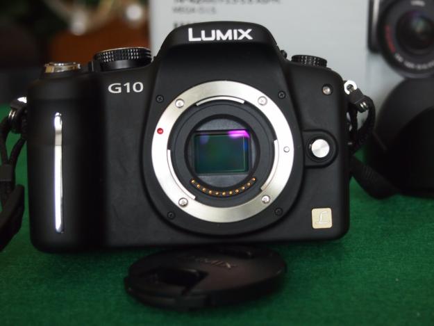 vendo camara micro 4/3 Panasonic G10 K con objetivo 14-42 mm