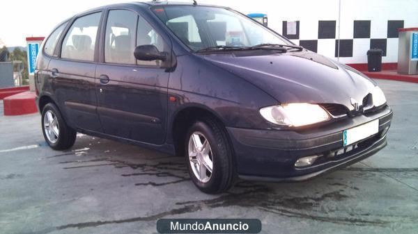 se vende renault scenic