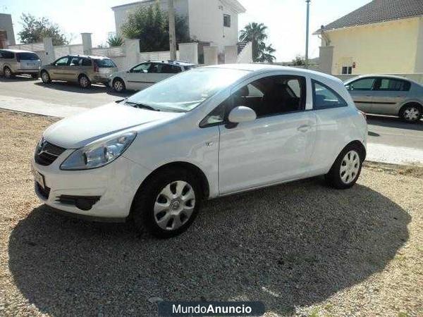 Opel Corsa 1.3CDTi Essentia EcoF