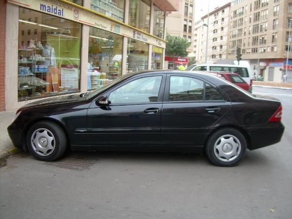 MERCEDES C200