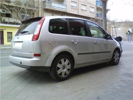 FORD FOCUS C-MAX 1.6 TDCI TREND 5P/ACEPTO COCHE A CAMBIO - Alicante