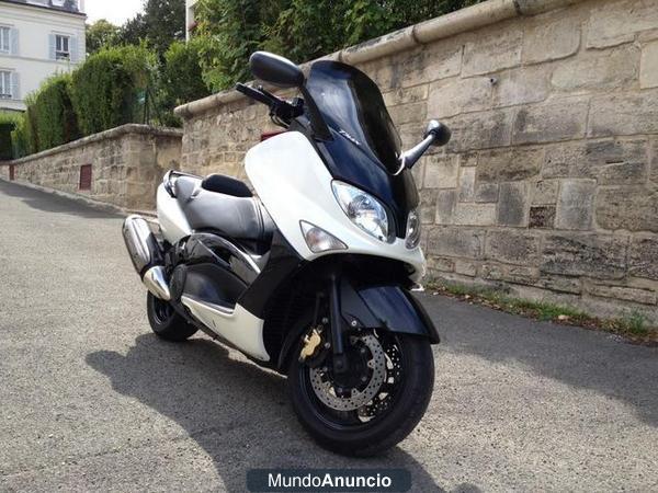 Scooter YAMAHA T-Max 500 ABS