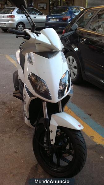 Aprilia Sportcity one 50cc 2012