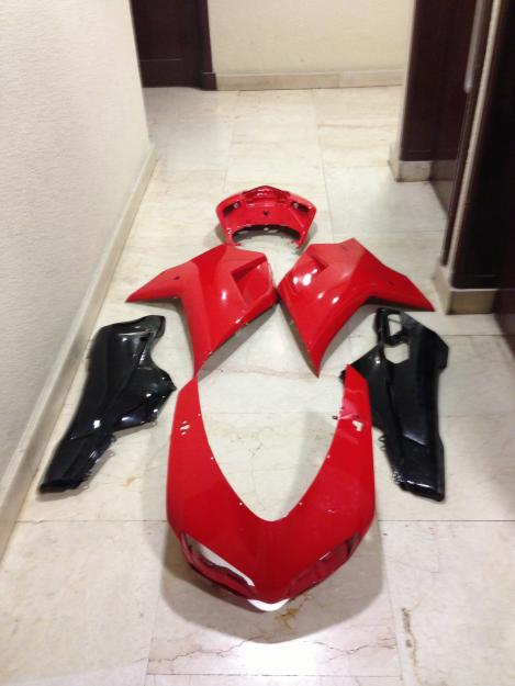 Vendo carenado originale para Ducati 1098