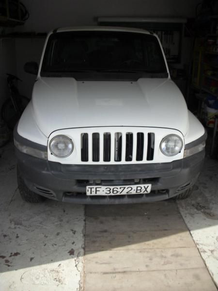 Se vende Ssang Yong Korando 3.000 euros