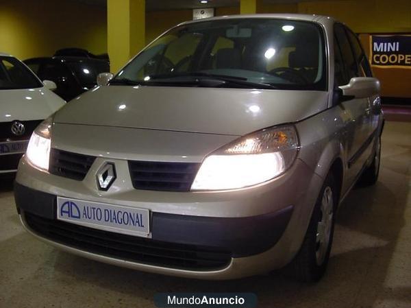 Renault Scenic del año 2006 - Barcelona