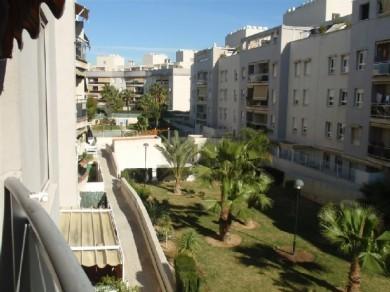 Apartamento con 3 dormitorios se vende en Malaga, Costa del Sol