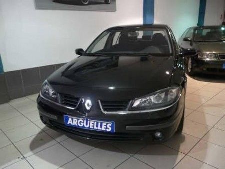 RENAULT LAGUNA 1.9 DCI DYNAMIQUE 130 MANUAL - Madrid