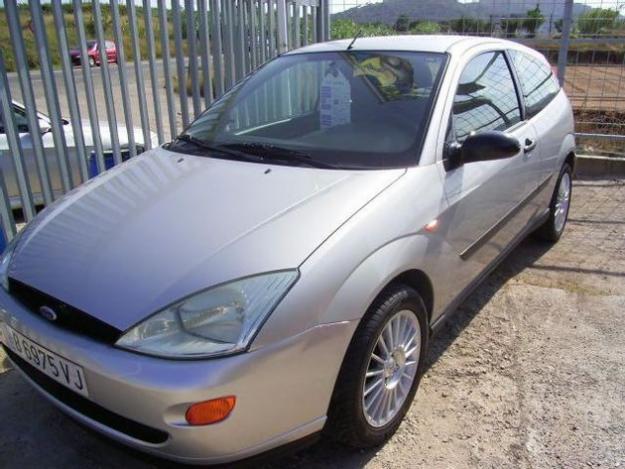 Venta de Ford Focus 1.6i 3 P '99 en Blanes