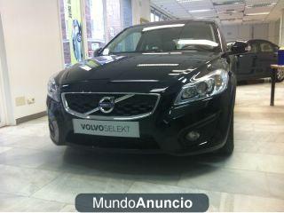 Volvo C30 1.6 MOMENTUM