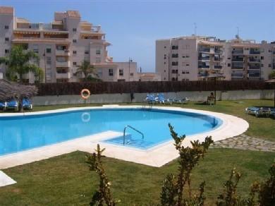 Apartamento con 3 dormitorios se vende en Estepona, Costa del Sol