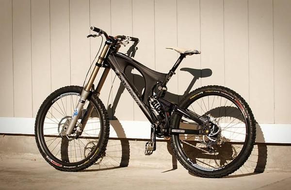 Santa Cruz V-10 Downhill Bike Size Large 1650 euro