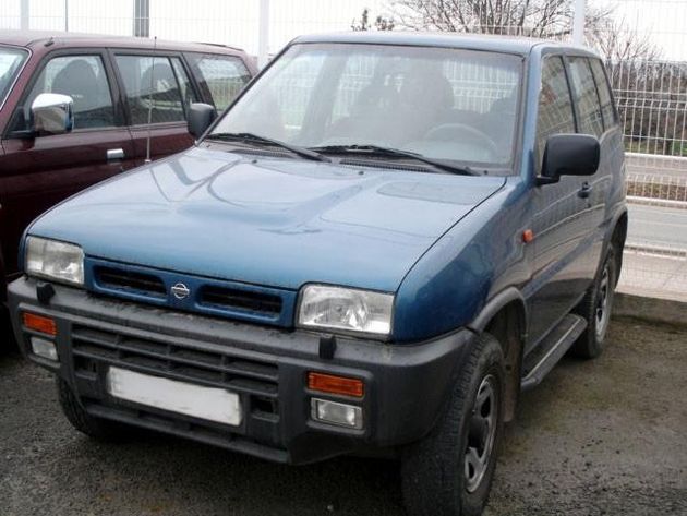 NISSAN TERRANO II TERRANO 2.4 LX