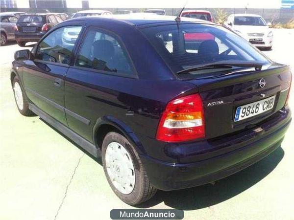 Opel Astra 1.6 CLUB