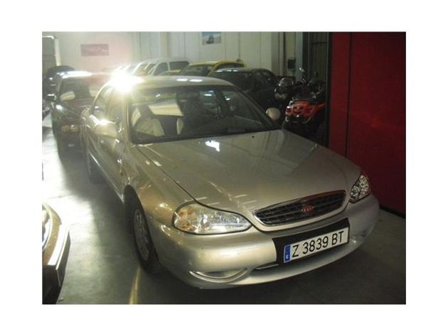 KIA CLARUS 1.8 SLX