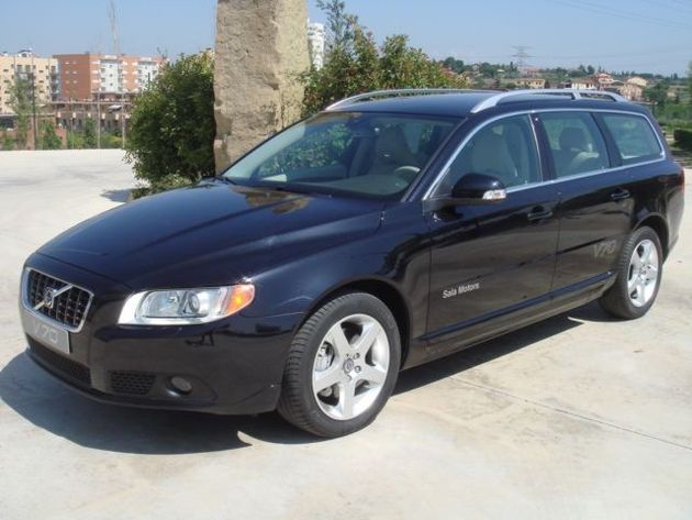 VOLVO V70 D5 SUMMUM