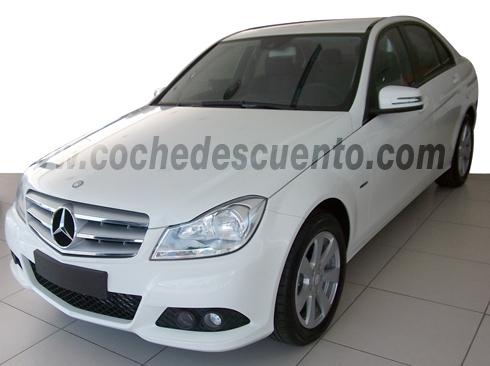 Mercedes Clase C Berlina BlueEFFICIENCY   Avantgarde Edition 220 CDI BE 170cv 6vel.Blanco Calcita,Negro Standar,Rojo Nac