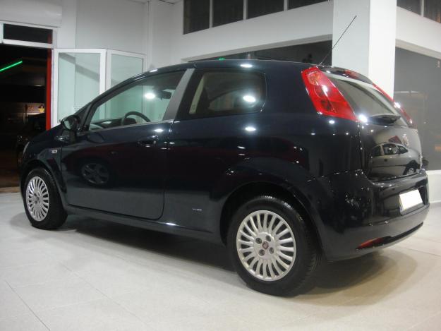 FIAT GRANDE PUNTO 1.3 TURBO DIESEL 3P