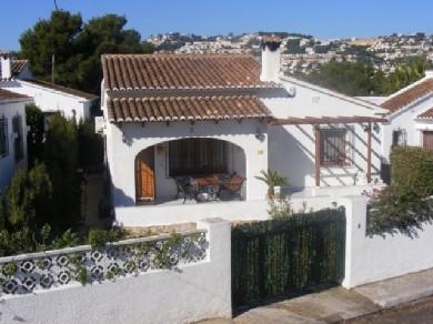 Chalet con 3 dormitorios se vende en Moraira, Costa Blanca