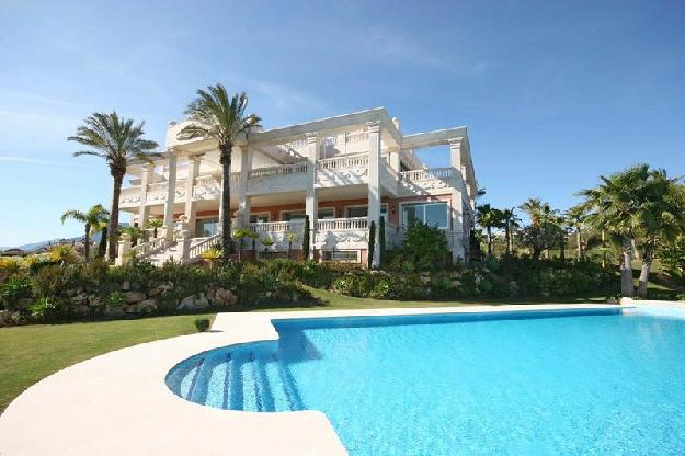 Villas a la venta en Los Monteros Costa del Sol