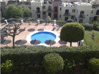 Apartamento con 3 dormitorios se vende en Benahavis, Costa del Sol