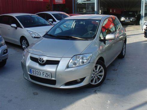 Toyota Auris 2.0 D4D SOL