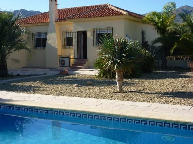 4b  , 4ba   in turre,  Costa de Almeria   - 275000  EUR