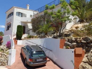 Chalet con 3 dormitorios se vende en Orba