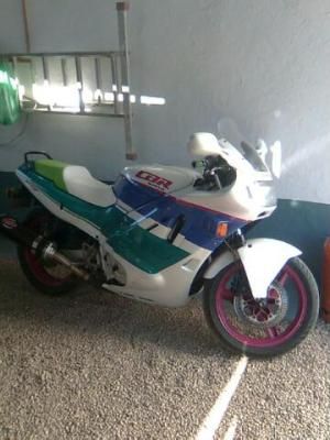 Honda cbr 600f