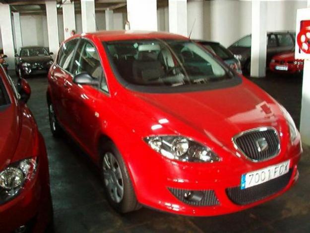 Venta de coche Seat Altea TDI 105cv '06 en Majadahonda