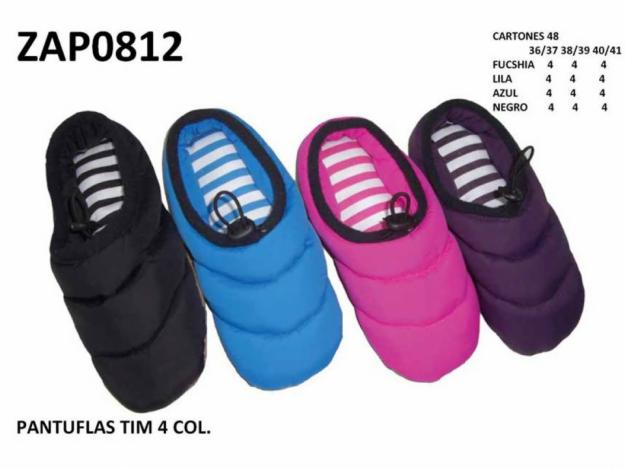 Zapatillas de colores tipo Babucha