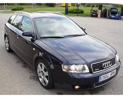 AUDI A4 AVANT 3.0i QUATTRO