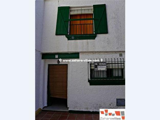 Casa adosada en Zahara de los atunes