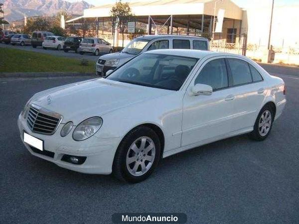 Mercedes-Benz E 220 CDI Est. Classic Aut.