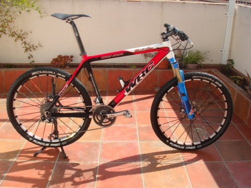 mtb marca conor modelo carbon team talla l.