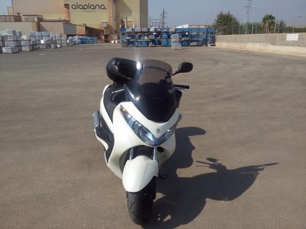 suzuki burgman executive 125 blanca 2011