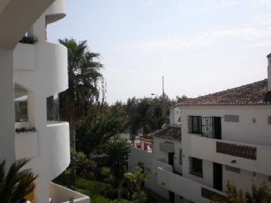 Apartamento con 2 dormitorios se vende en Benalmadena Costa, Costa del Sol