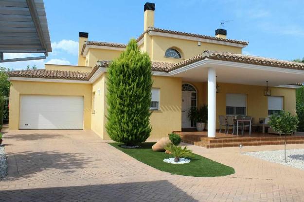 Chalet en venta en Ontinyent, Valencia (Costa Valencia)