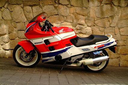 HONDA CBR 1000 F