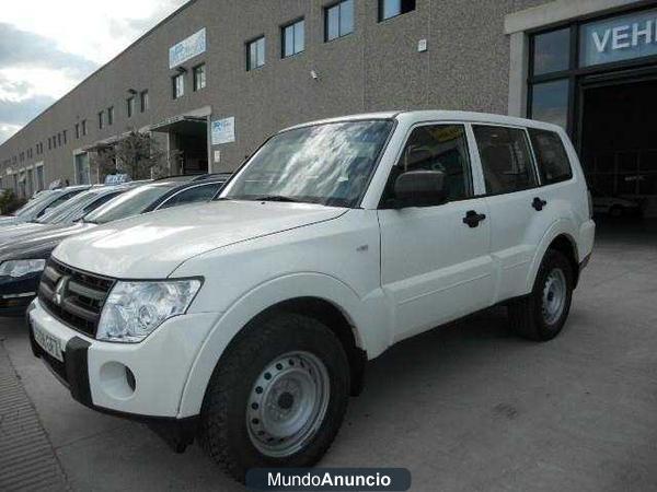 Mitsubishi Montero 3.2DI-D Intense