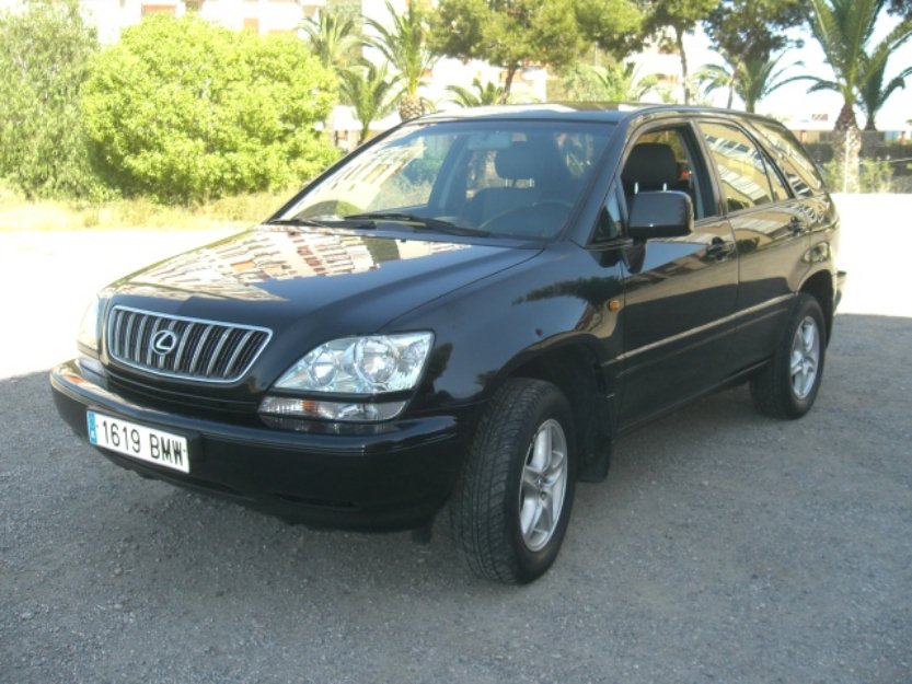 Vendo lexus rx 300 buen estado