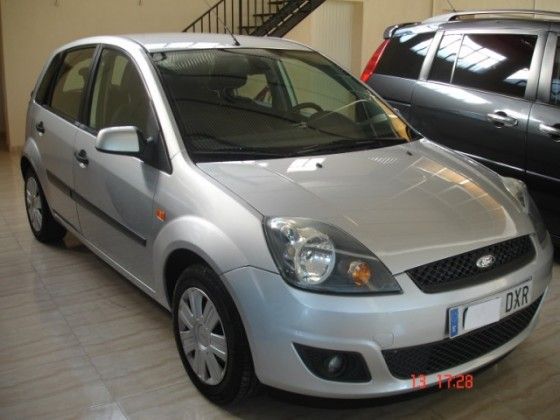 OCASION 7.500, FORD Fiesta, 1400 c.c 6500 eur