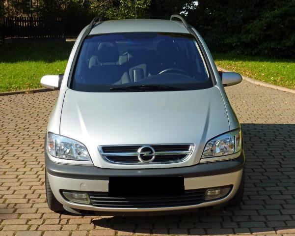 2004 Opel Zafira 2.2 DTI Elegance Gris