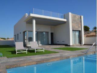 Chalet en venta en Villamartin, Alicante (Costa Blanca)