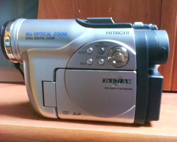 Vendo videocámara Hitachi