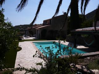 Villa : 6/8 personas - piscina - vistas a mar - cavalaire-sur-mer  var  provenza-alpes-costa azul  francia