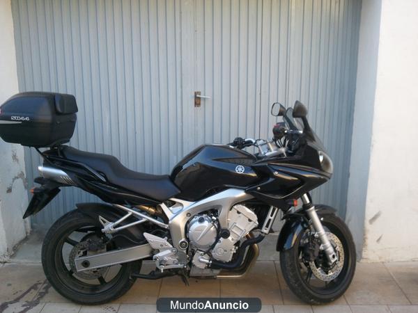 YAMAHA FZS 6