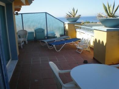 Apartamento con 3 dormitorios se vende en Marbella, Costa del Sol