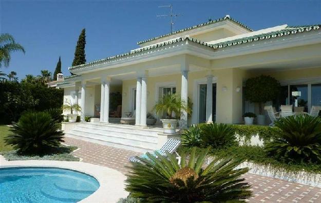 Villas a la venta en Nueva Andalucía Costa del Sol