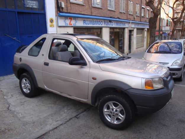 LAND-ROVER Freelander 2.0TD4 3p. - 4.650 €